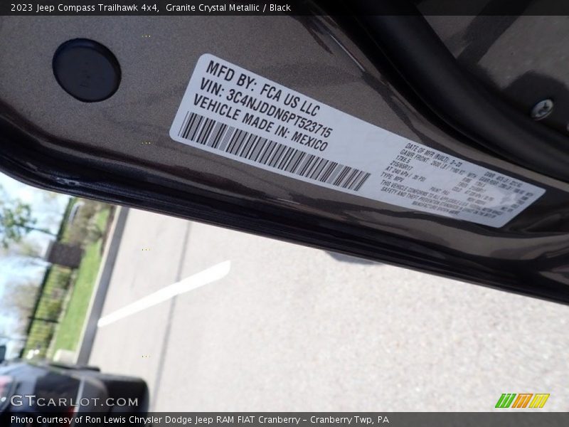 Granite Crystal Metallic / Black 2023 Jeep Compass Trailhawk 4x4