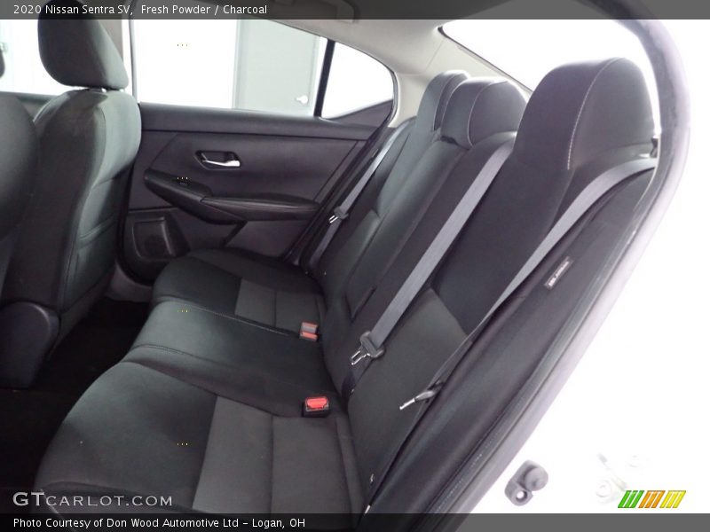 Fresh Powder / Charcoal 2020 Nissan Sentra SV