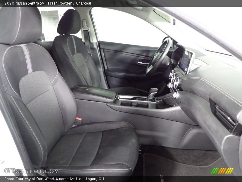 Fresh Powder / Charcoal 2020 Nissan Sentra SV