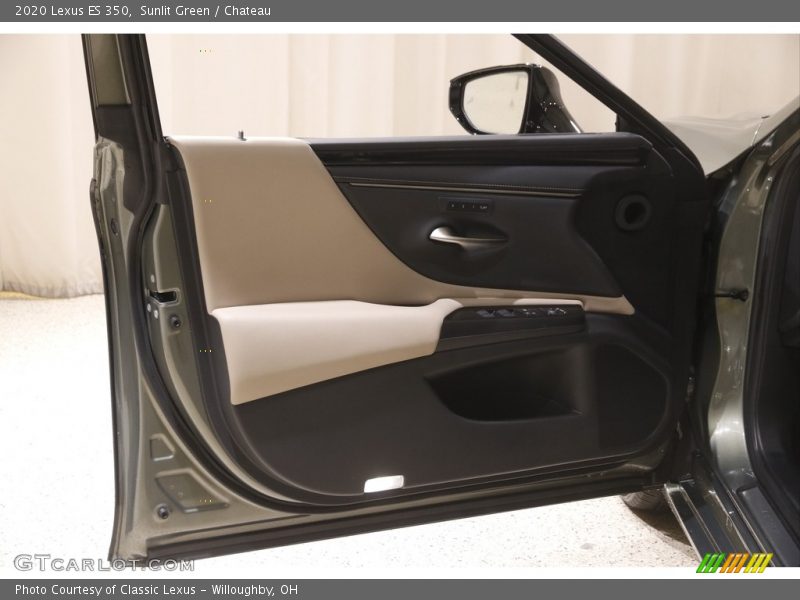 Door Panel of 2020 ES 350