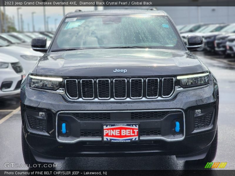 Diamond Black Crystal Pearl / Global Black 2023 Jeep Grand Cherokee Overland 4XE