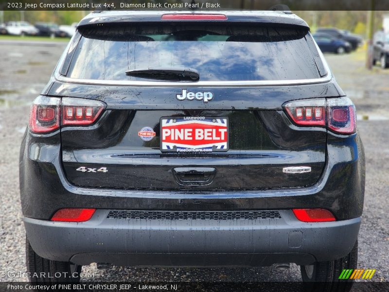 Diamond Black Crystal Pearl / Black 2023 Jeep Compass Latitude Lux 4x4