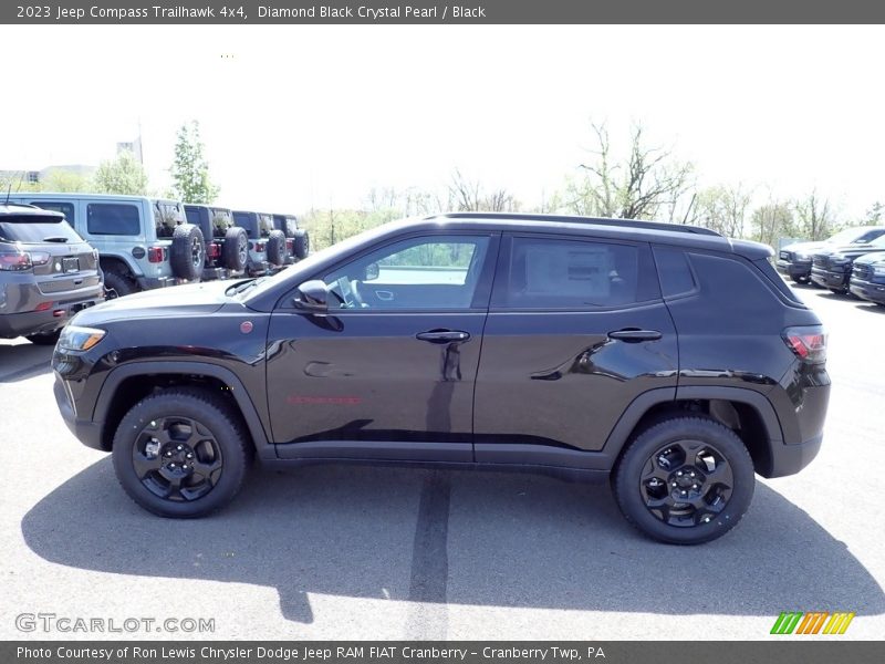 Diamond Black Crystal Pearl / Black 2023 Jeep Compass Trailhawk 4x4
