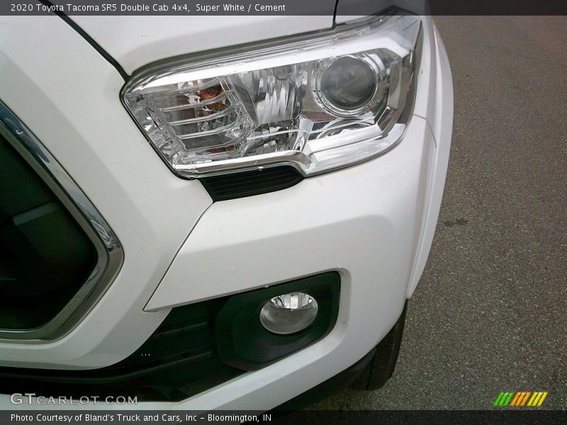 Super White / Cement 2020 Toyota Tacoma SR5 Double Cab 4x4