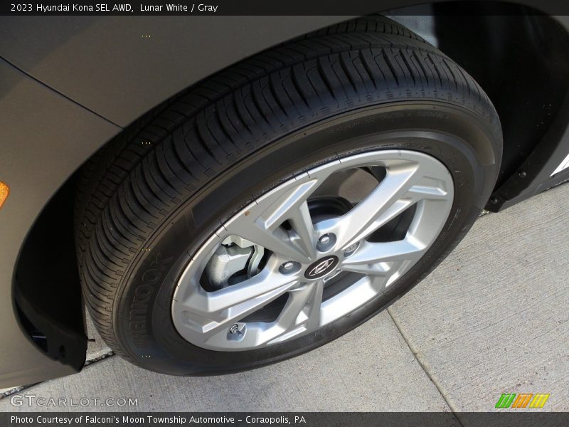 Lunar White / Gray 2023 Hyundai Kona SEL AWD