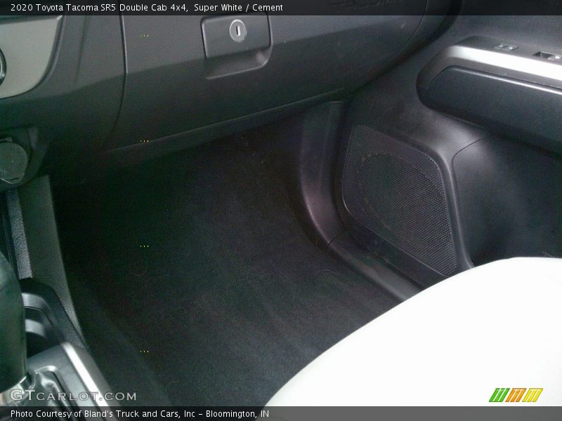 Super White / Cement 2020 Toyota Tacoma SR5 Double Cab 4x4