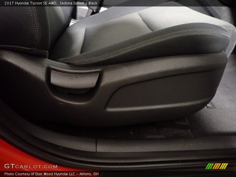 Sedona Sunset / Black 2017 Hyundai Tucson SE AWD