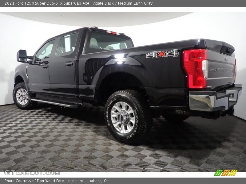Agate Black / Medium Earth Gray 2021 Ford F250 Super Duty STX SuperCab 4x4