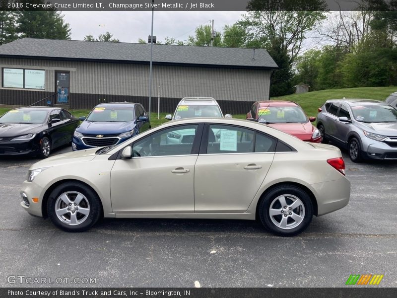 Champagne Silver Metallic / Jet Black 2016 Chevrolet Cruze Limited LT
