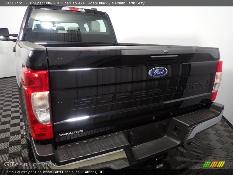 Agate Black / Medium Earth Gray 2021 Ford F250 Super Duty STX SuperCab 4x4