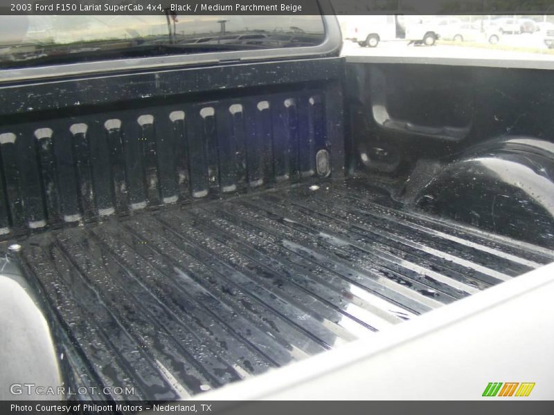 Black / Medium Parchment Beige 2003 Ford F150 Lariat SuperCab 4x4
