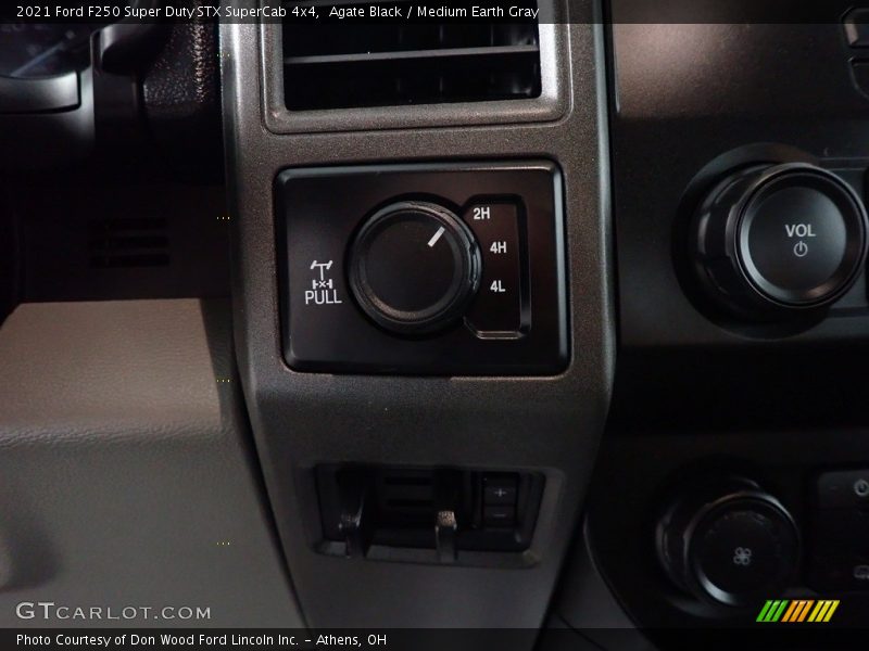Agate Black / Medium Earth Gray 2021 Ford F250 Super Duty STX SuperCab 4x4