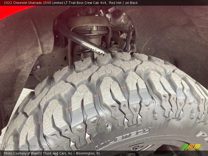 Red Hot / Jet Black 2022 Chevrolet Silverado 1500 Limited LT Trail Boss Crew Cab 4x4