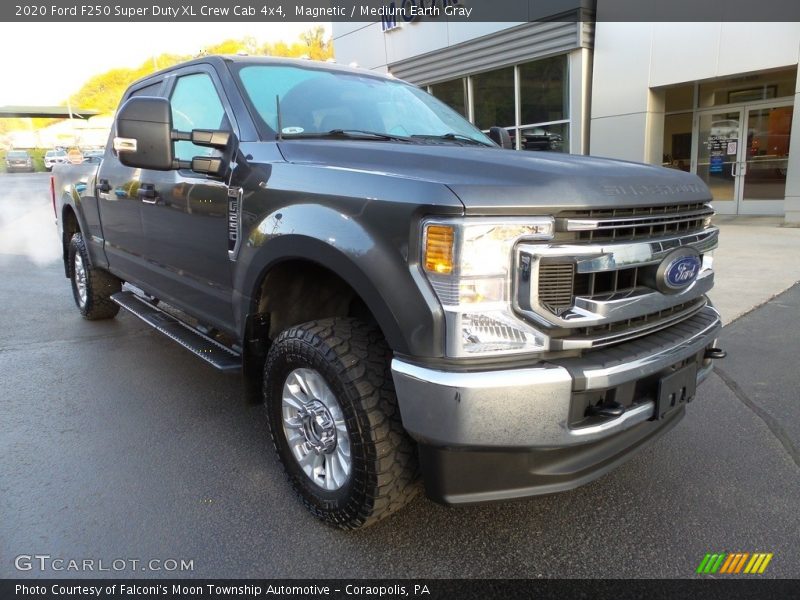Magnetic / Medium Earth Gray 2020 Ford F250 Super Duty XL Crew Cab 4x4
