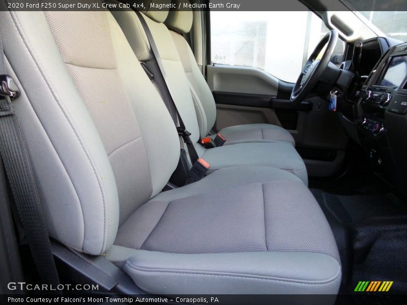 Magnetic / Medium Earth Gray 2020 Ford F250 Super Duty XL Crew Cab 4x4