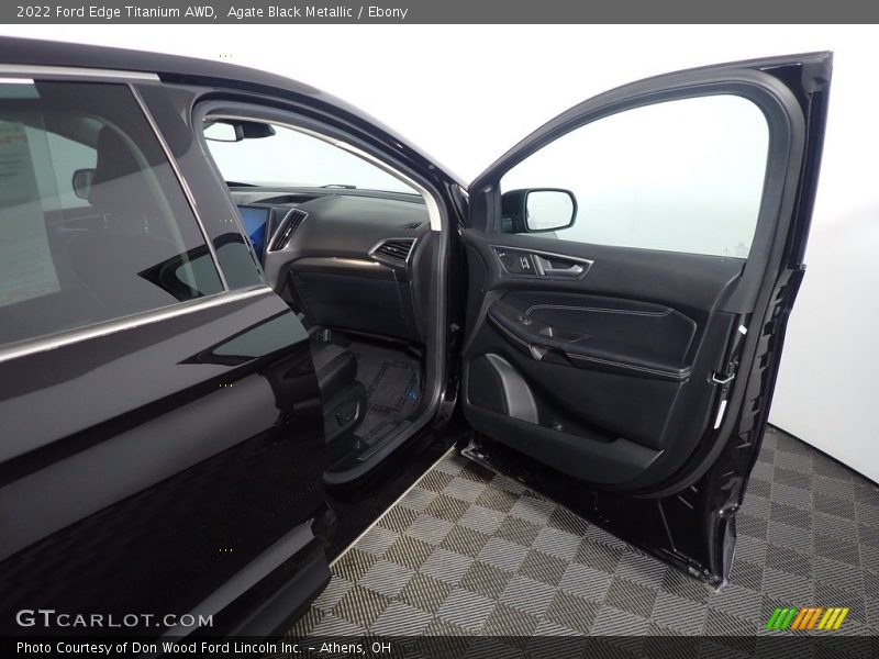 Agate Black Metallic / Ebony 2022 Ford Edge Titanium AWD