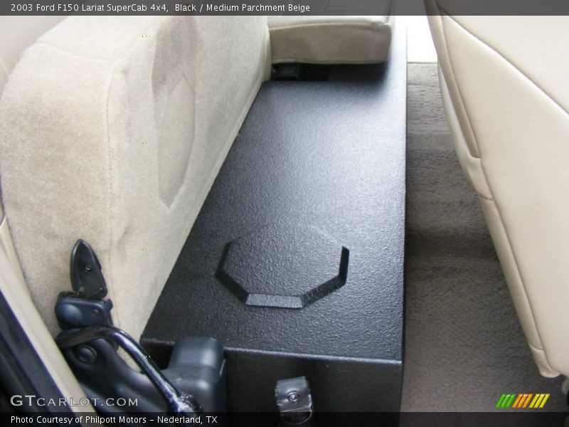 Black / Medium Parchment Beige 2003 Ford F150 Lariat SuperCab 4x4
