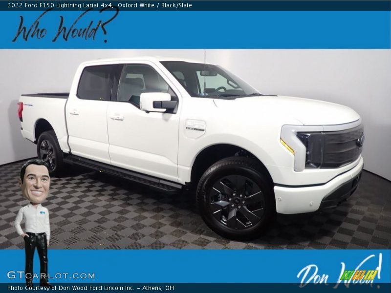 Oxford White / Black/Slate 2022 Ford F150 Lightning Lariat 4x4