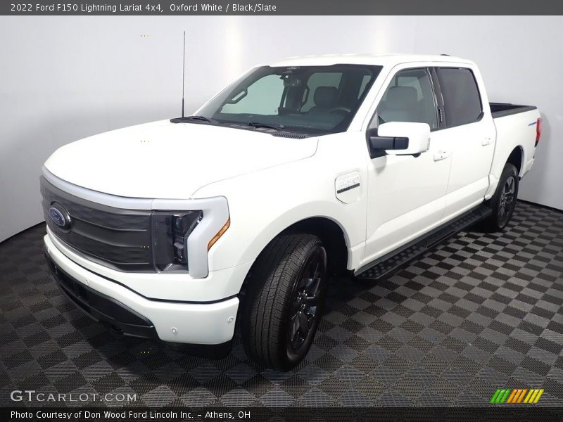 Oxford White / Black/Slate 2022 Ford F150 Lightning Lariat 4x4
