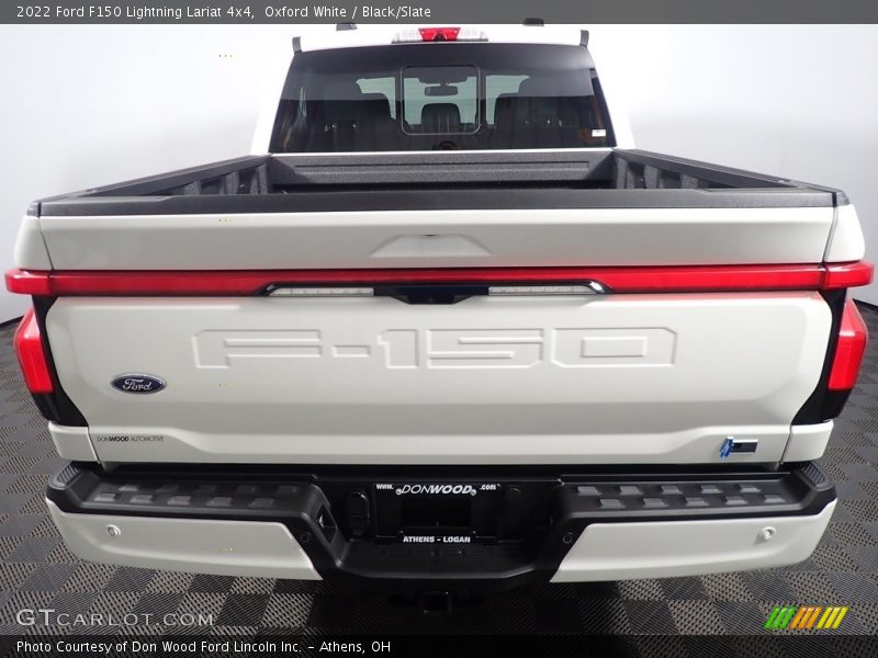 Oxford White / Black/Slate 2022 Ford F150 Lightning Lariat 4x4
