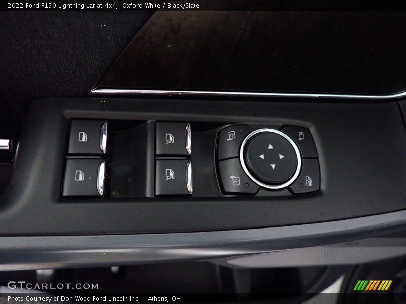 Oxford White / Black/Slate 2022 Ford F150 Lightning Lariat 4x4