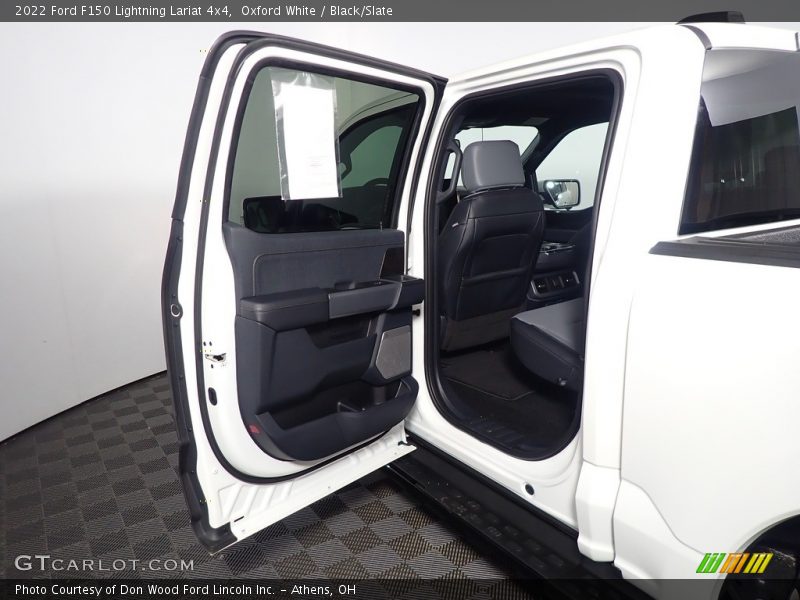 Oxford White / Black/Slate 2022 Ford F150 Lightning Lariat 4x4