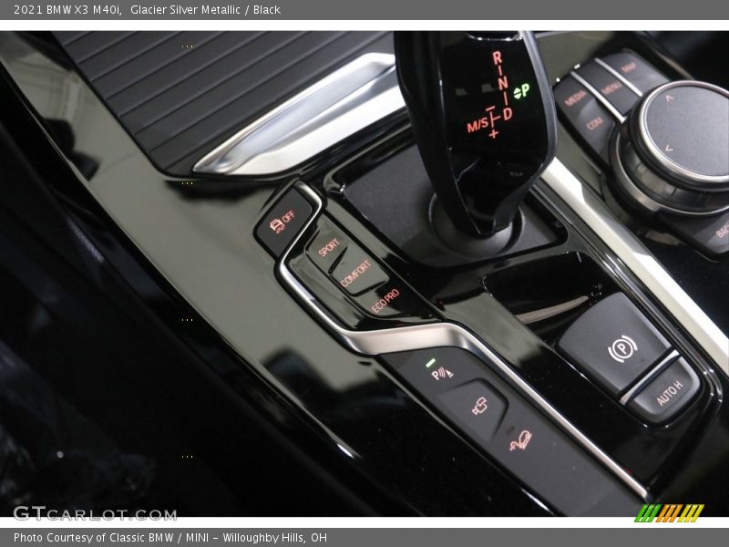 Glacier Silver Metallic / Black 2021 BMW X3 M40i