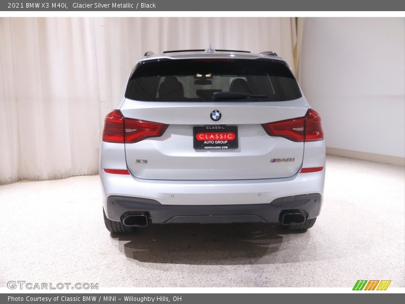 Glacier Silver Metallic / Black 2021 BMW X3 M40i