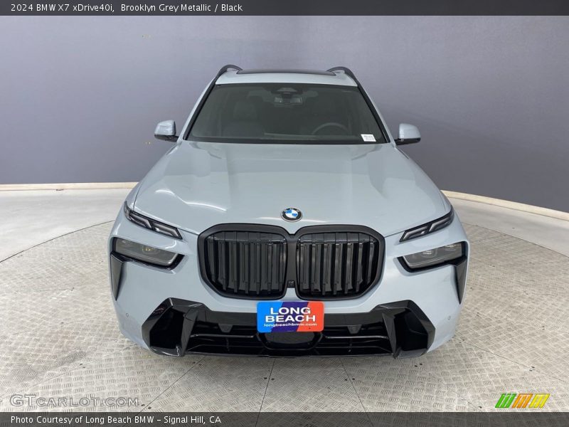 Brooklyn Grey Metallic / Black 2024 BMW X7 xDrive40i