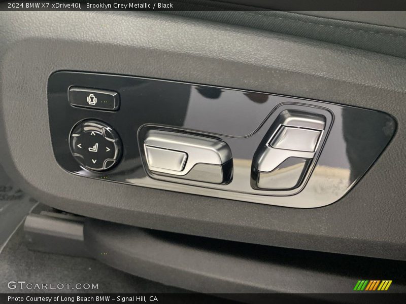 Controls of 2024 X7 xDrive40i