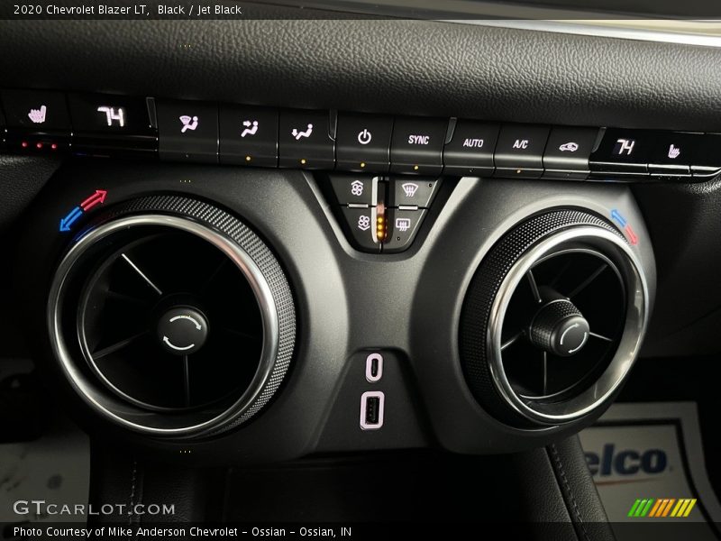 Black / Jet Black 2020 Chevrolet Blazer LT