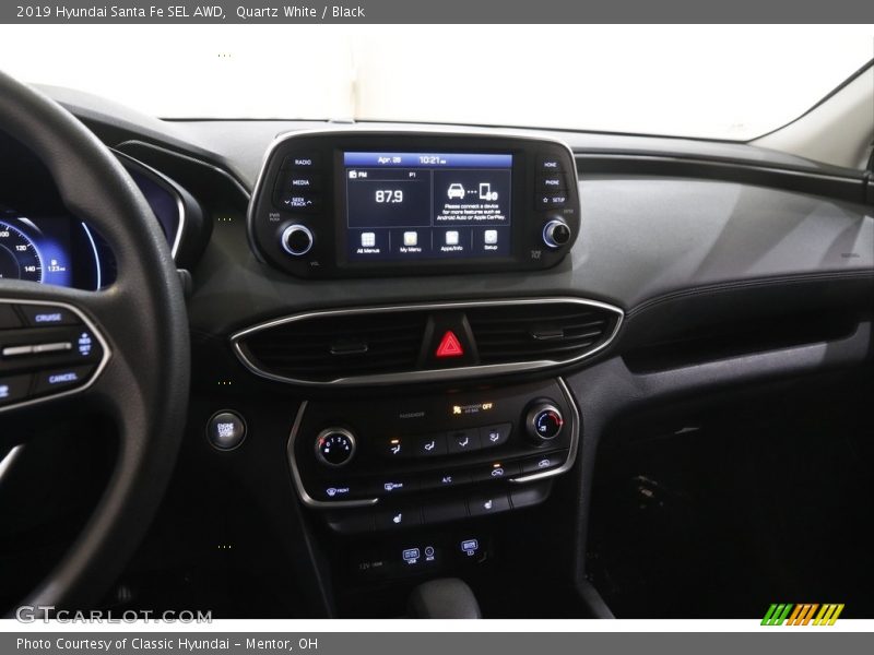 Quartz White / Black 2019 Hyundai Santa Fe SEL AWD