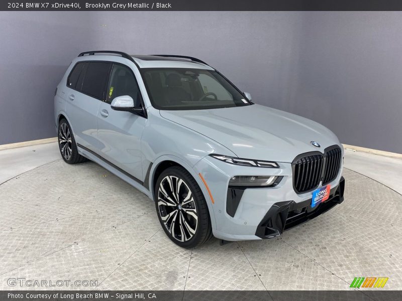 Brooklyn Grey Metallic / Black 2024 BMW X7 xDrive40i