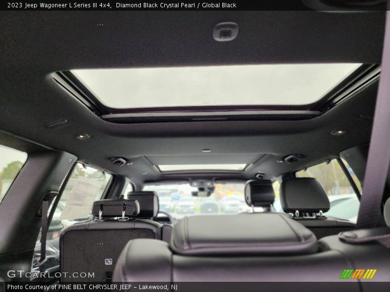 Diamond Black Crystal Pearl / Global Black 2023 Jeep Wagoneer L Series III 4x4