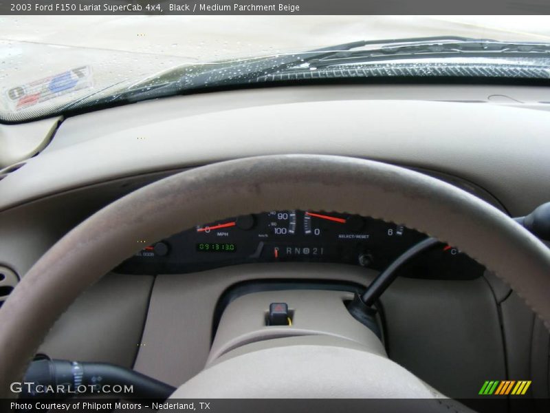 Black / Medium Parchment Beige 2003 Ford F150 Lariat SuperCab 4x4