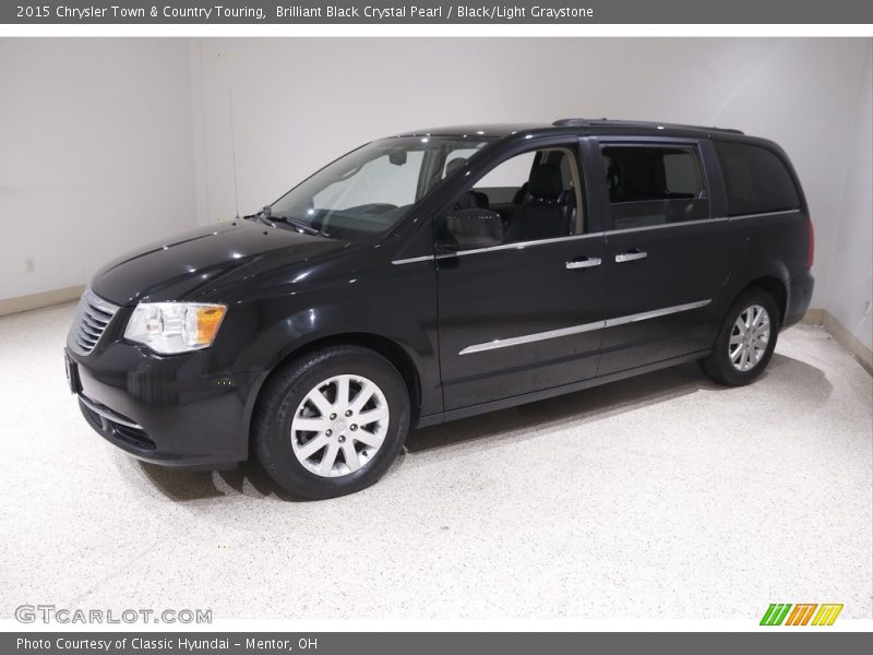 Brilliant Black Crystal Pearl / Black/Light Graystone 2015 Chrysler Town & Country Touring