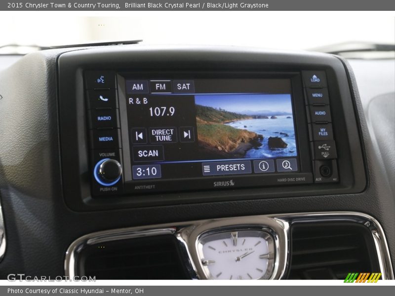 Brilliant Black Crystal Pearl / Black/Light Graystone 2015 Chrysler Town & Country Touring