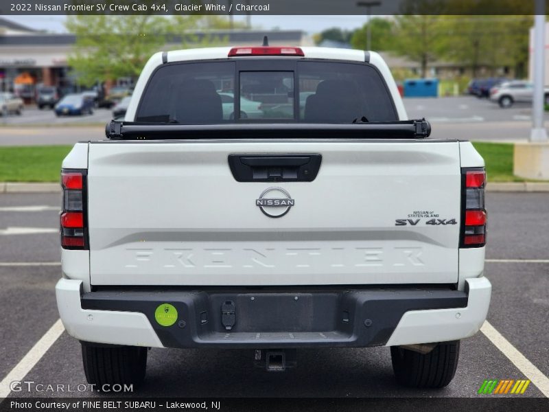 Glacier White / Charcoal 2022 Nissan Frontier SV Crew Cab 4x4