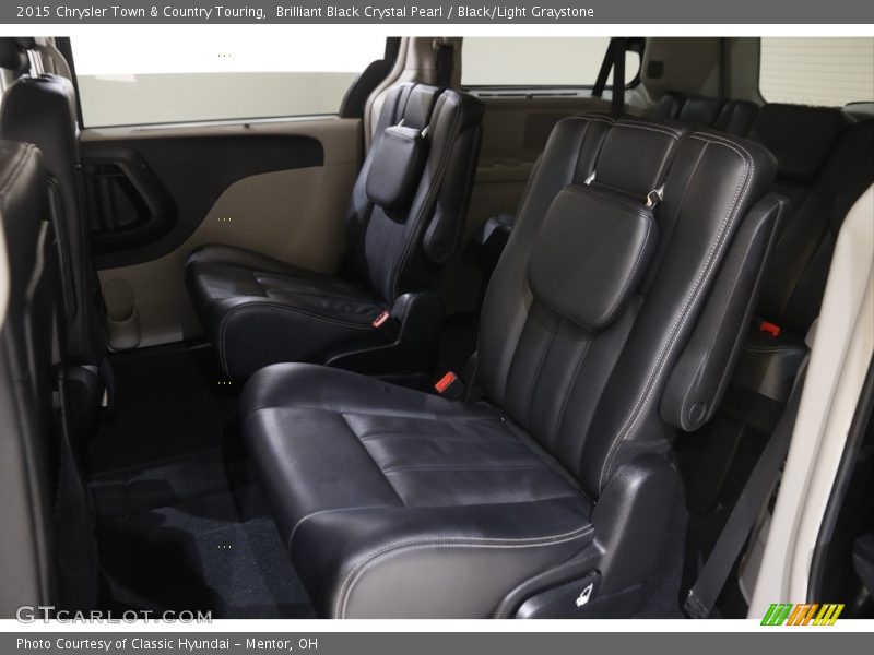 Brilliant Black Crystal Pearl / Black/Light Graystone 2015 Chrysler Town & Country Touring