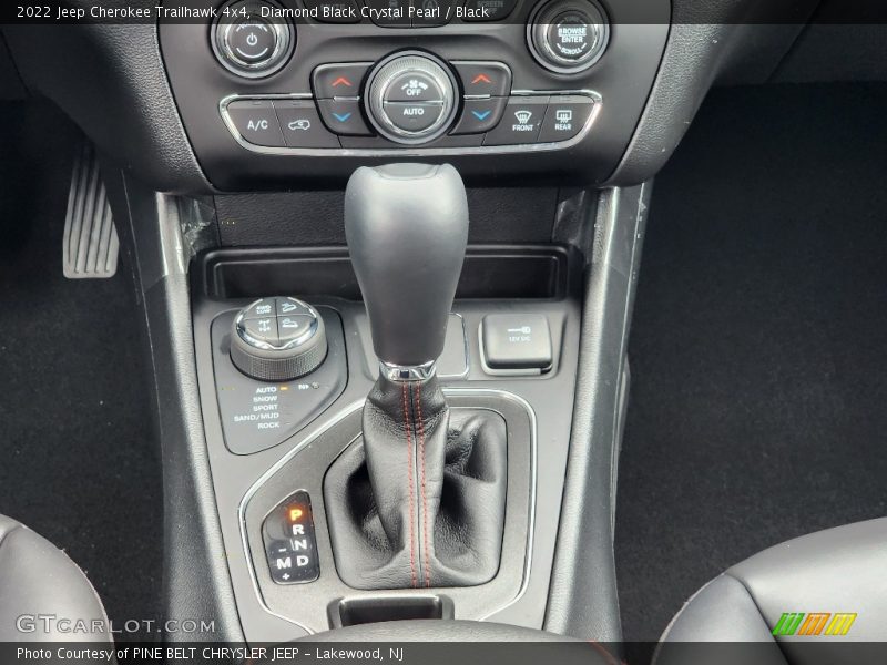 Diamond Black Crystal Pearl / Black 2022 Jeep Cherokee Trailhawk 4x4