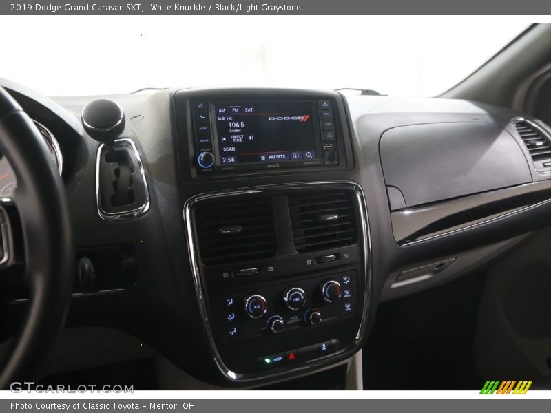 White Knuckle / Black/Light Graystone 2019 Dodge Grand Caravan SXT