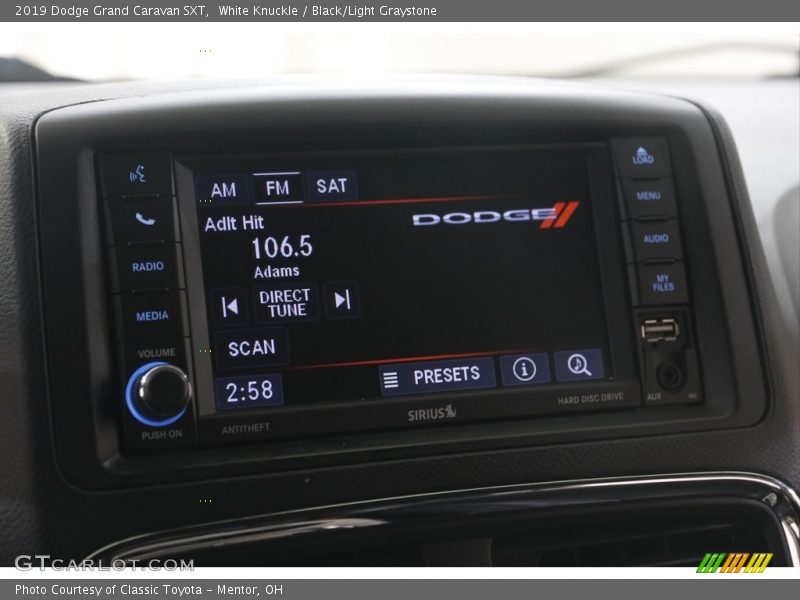 White Knuckle / Black/Light Graystone 2019 Dodge Grand Caravan SXT