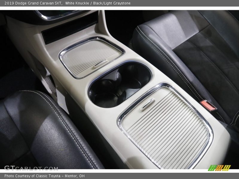 White Knuckle / Black/Light Graystone 2019 Dodge Grand Caravan SXT
