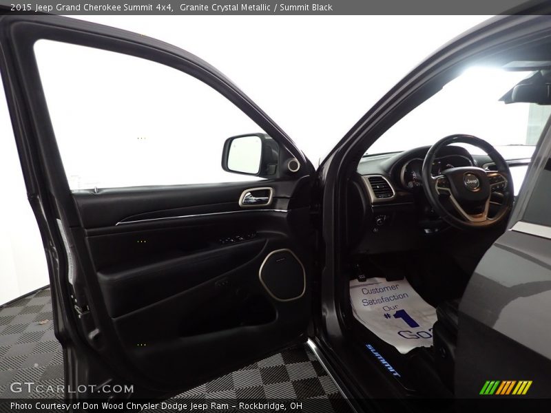Granite Crystal Metallic / Summit Black 2015 Jeep Grand Cherokee Summit 4x4