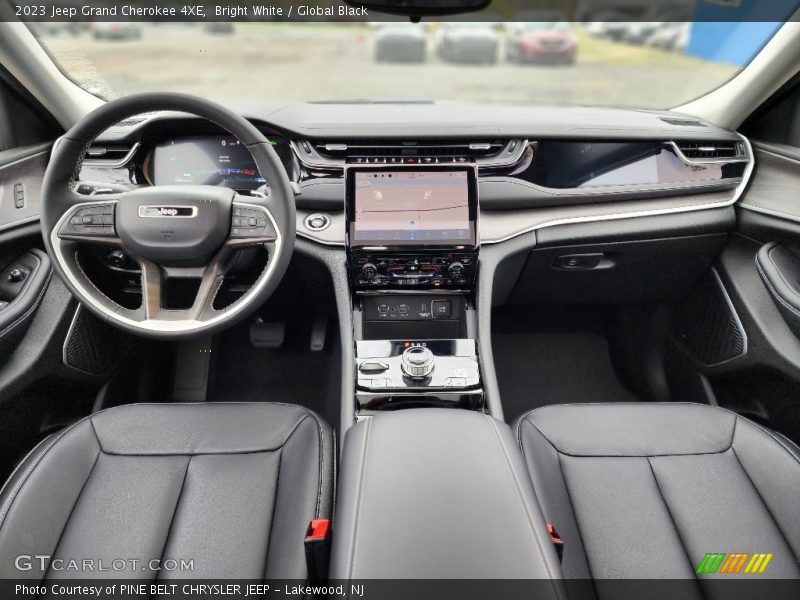 Dashboard of 2023 Grand Cherokee 4XE