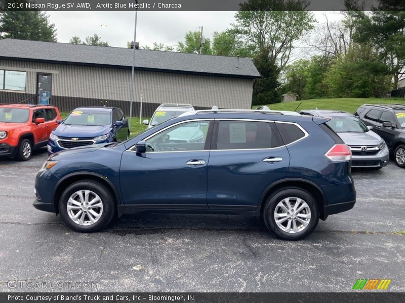 Arctic Blue Metallic / Charcoal 2016 Nissan Rogue SV AWD