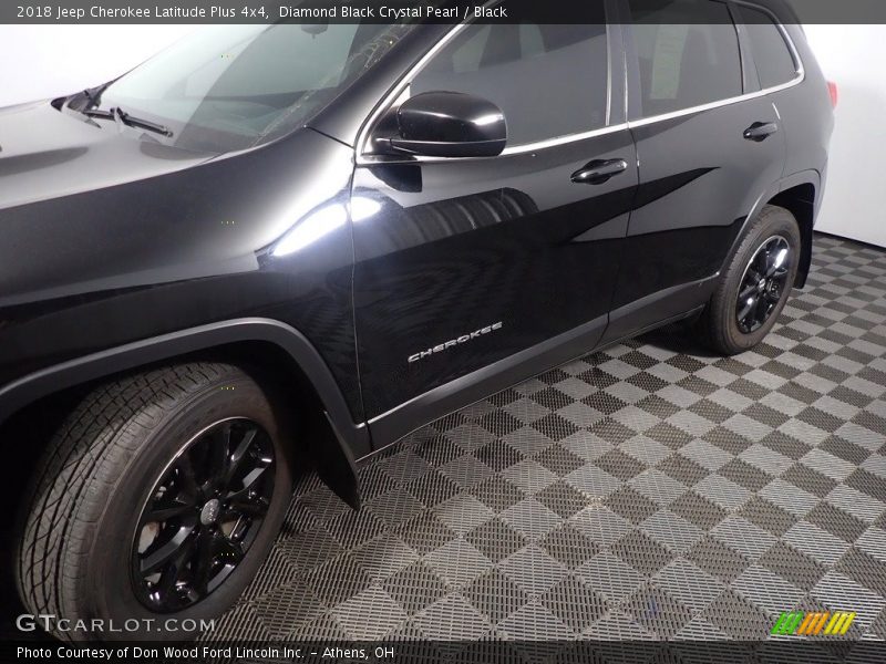 Diamond Black Crystal Pearl / Black 2018 Jeep Cherokee Latitude Plus 4x4