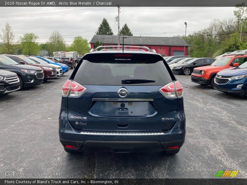 Arctic Blue Metallic / Charcoal 2016 Nissan Rogue SV AWD