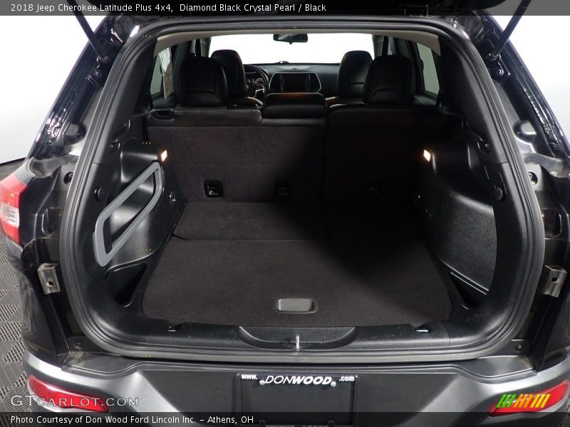 Diamond Black Crystal Pearl / Black 2018 Jeep Cherokee Latitude Plus 4x4