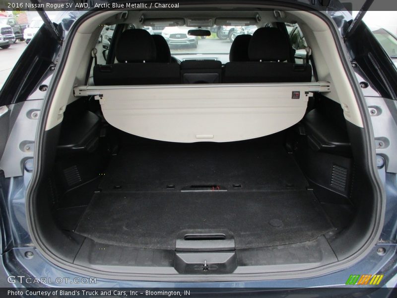 Arctic Blue Metallic / Charcoal 2016 Nissan Rogue SV AWD